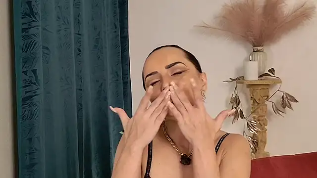 SiennaRosse live sex cam