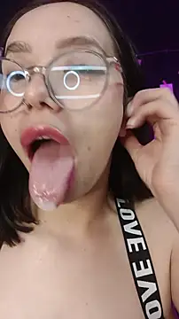 valentina_swallow live sex cam
