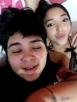 SHARLOTTE_AND_MORGAN live sex cam