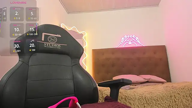 palmerfox_tay's cam snapshot