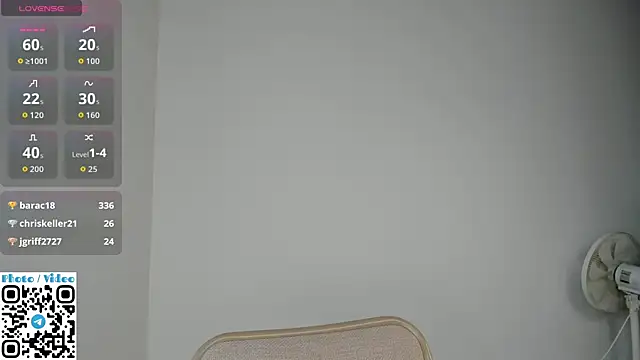 Helen_Spark's cam snapshot