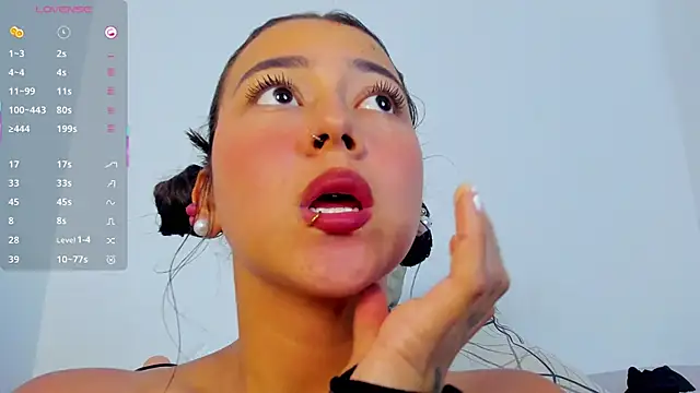 gaby_baby's cam snapshot