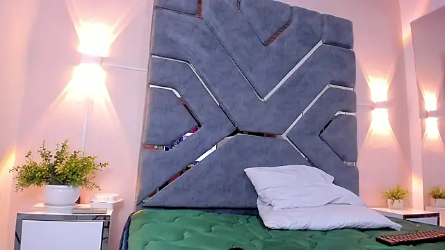 LucciaPorter's cam snapshot