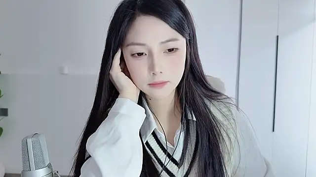 HaagenDazs_'s cam snapshot