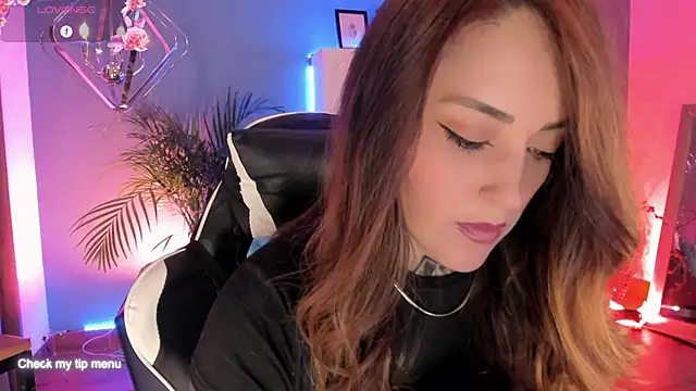 Megan_inked's cam snapshot