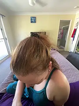 AussieKittyPurr live sex cam