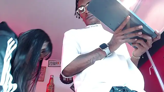 lili_roussi live sex cam