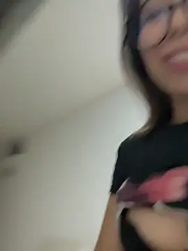 Caitlinn_catt's cam snapshot