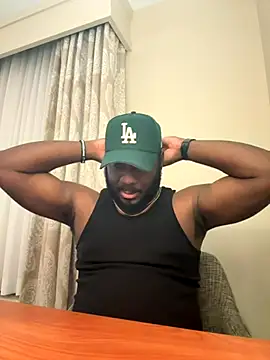 Stayinalive1992 live sex cam