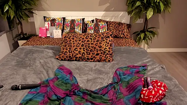 VeronikaVel live sex cam