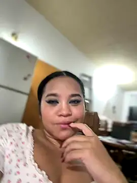 Lucy_wilson5 live sex cam