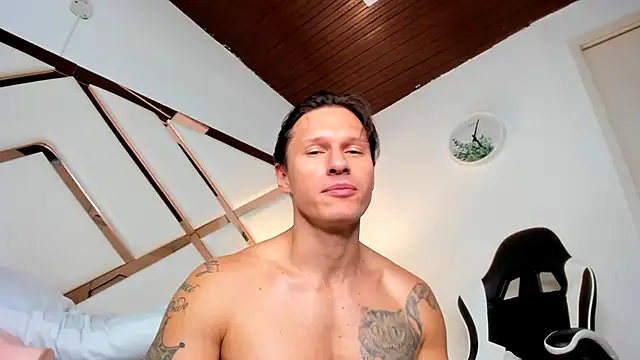 Justin_valverde live sex cam