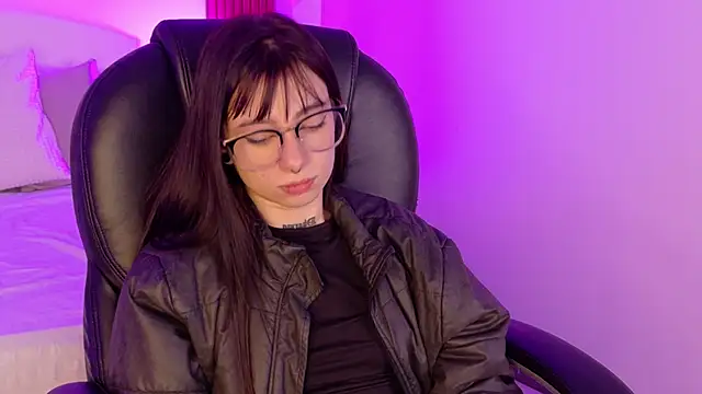 LaadyScarlett's cam snapshot