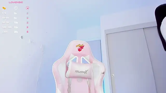 mia_yourmommy live sex cam