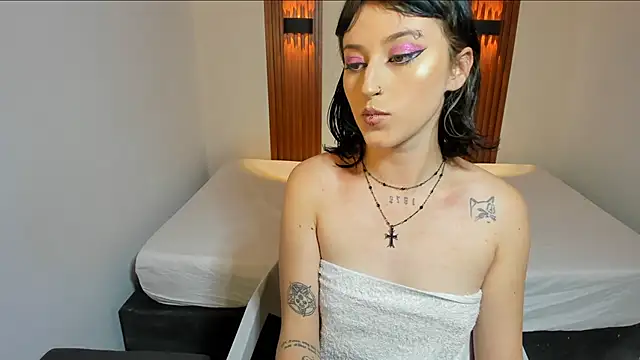 OliviaWolf3's cam snapshot