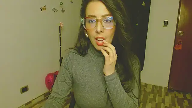 ella_peck's cam snapshot