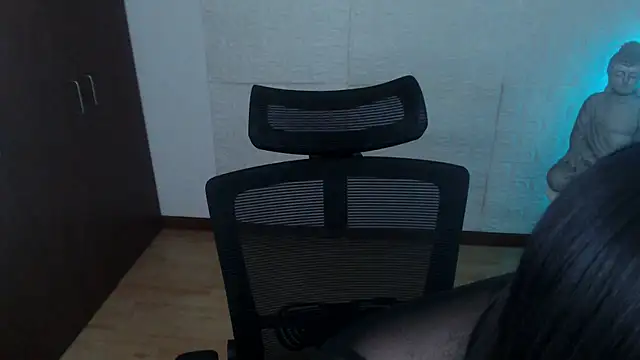 GODDESS_EVANS's cam snapshot