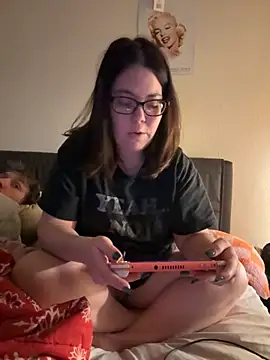 Hotmess_express420's cam snapshot