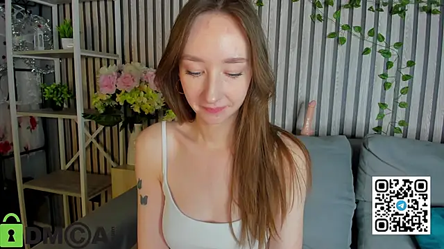 Miche1le_Allenne's cam snapshot