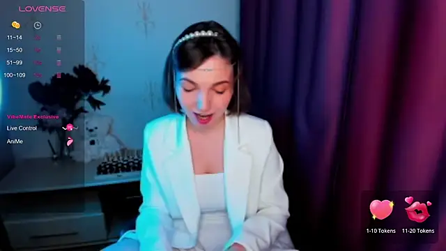 KindHazelHere_'s cam snapshot