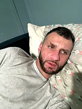 sexyhotstud12 live sex cam