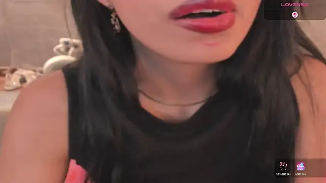 Miss_Charlottet's cam snapshot