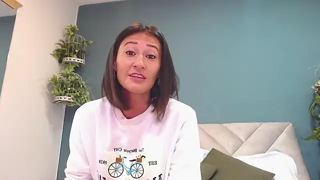 SharisWillian's cam snapshot