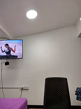 Miss_balloonsmila live sex cam