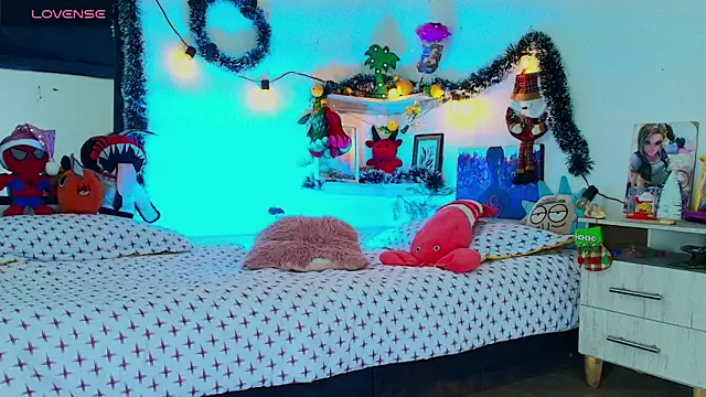 alisson_zafiro_'s cam snapshot