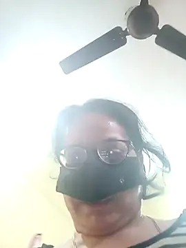 heenage's cam snapshot