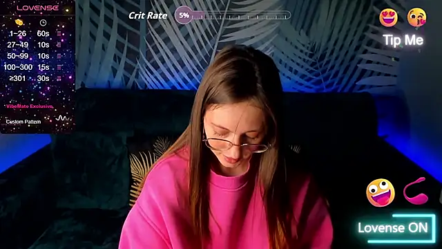 ChristyCrayme's cam snapshot