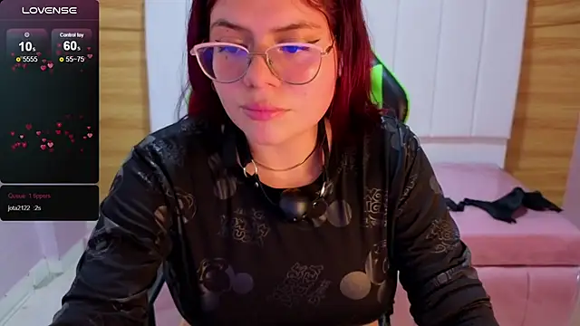 draviana_a_'s cam snapshot