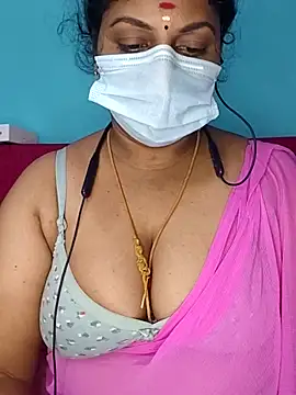 deepikasree143's cam snapshot