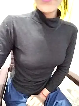 Cute-Naavya live sex cam