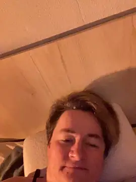 Milf-Love-fist99's cam snapshot