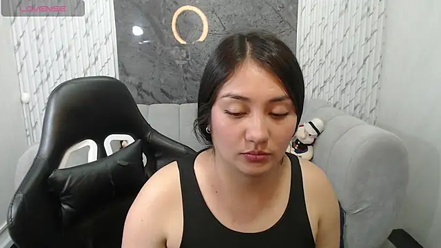 Ivony18_b live sex cam