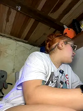 Sophia_Weest99's cam snapshot