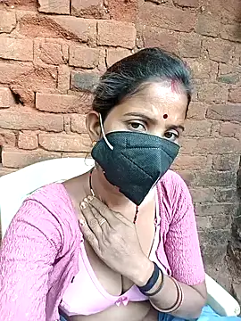 Am_jooli's cam snapshot