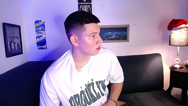 JamesCr_ live sex cam