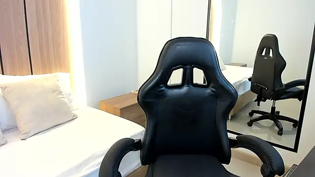 olivia_willoow's cam snapshot