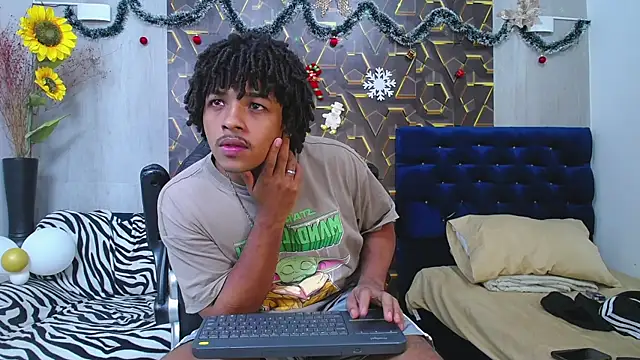 black_king_241 live sex cam