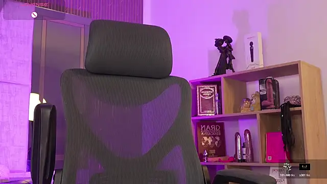 CleeoAdams_'s cam snapshot