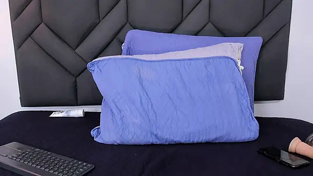 Hisoka_011 live sex cam