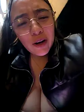 vaneelee's cam snapshot