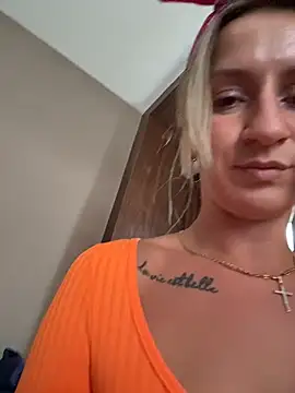 EvvaMur live sex cam