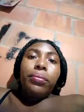 KiaracCastilo live sex cam