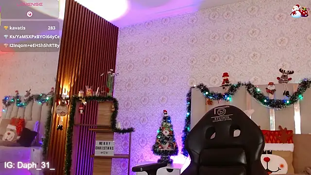 Daphnne_tay's cam snapshot