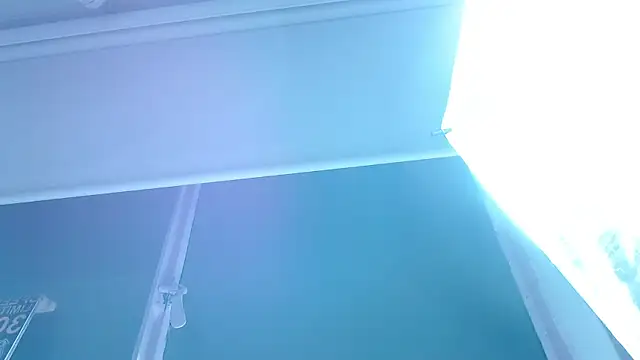 lili_roussi live sex cam