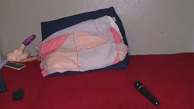 CherieBlushX's cam snapshot