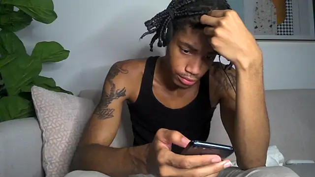 BlackBullTitus live sex cam